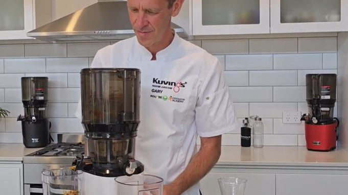 Kale Mary Juice with Chef Gary Dowse